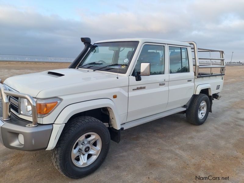 Used Toyota LANDCRUISER 4.5 V8 D/C 4X4 | 2015 LANDCRUISER 4.5 V8 D/C ...