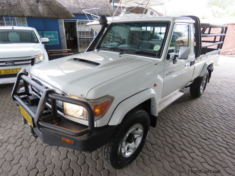 Used Toyota LANDCRUISER 4.5 V8 DIESEL | 2015 LANDCRUISER 4.5 V8 DIESEL ...