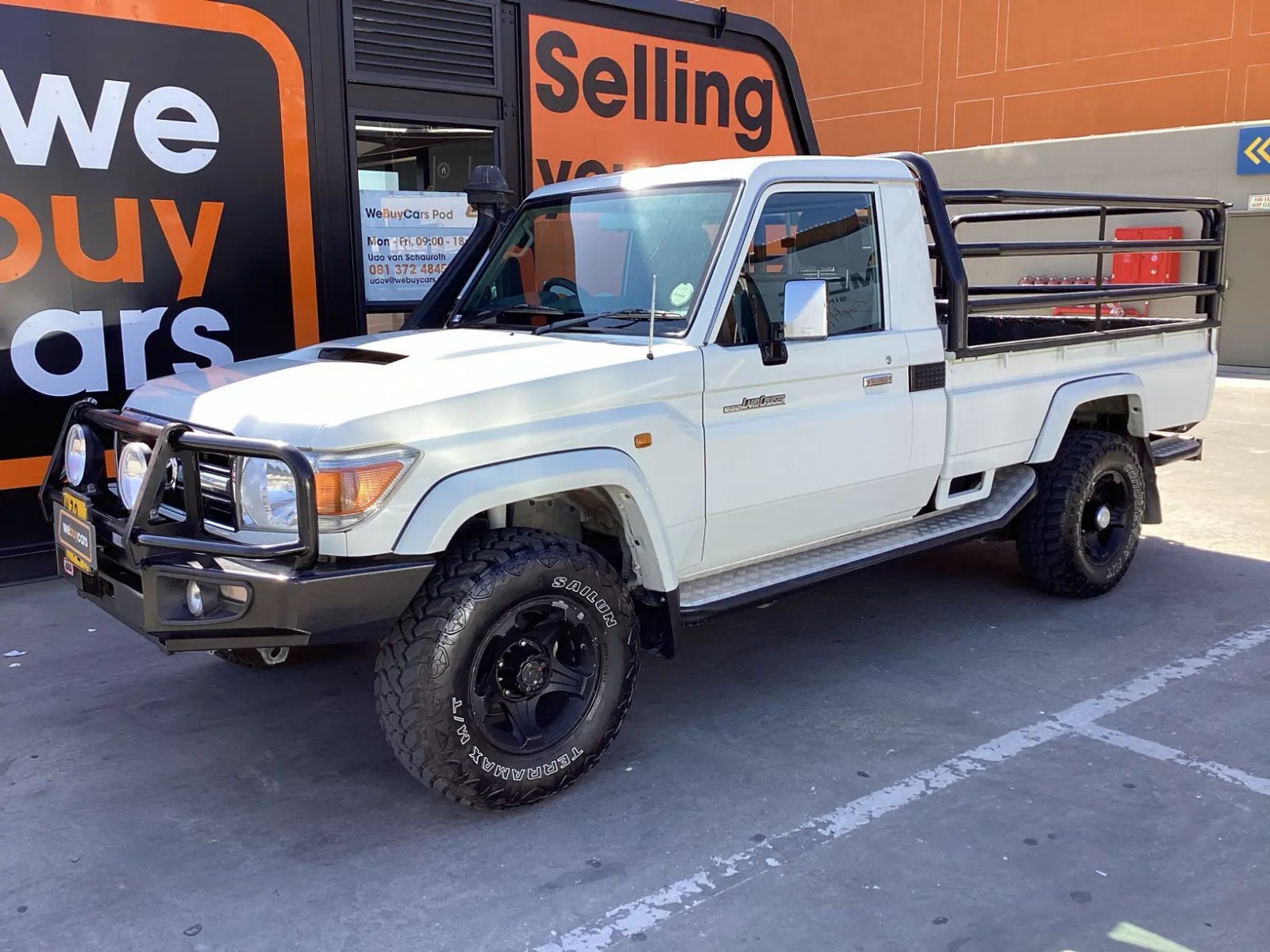 Toyota Land Cruiser 79 4.5d LX V8 S/C P/U in Namibia