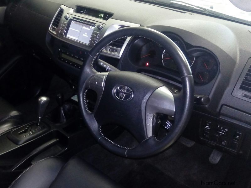 Used Toyota hilux legend 45 4x4 auto | 2015 hilux legend 45 4x4 auto ...