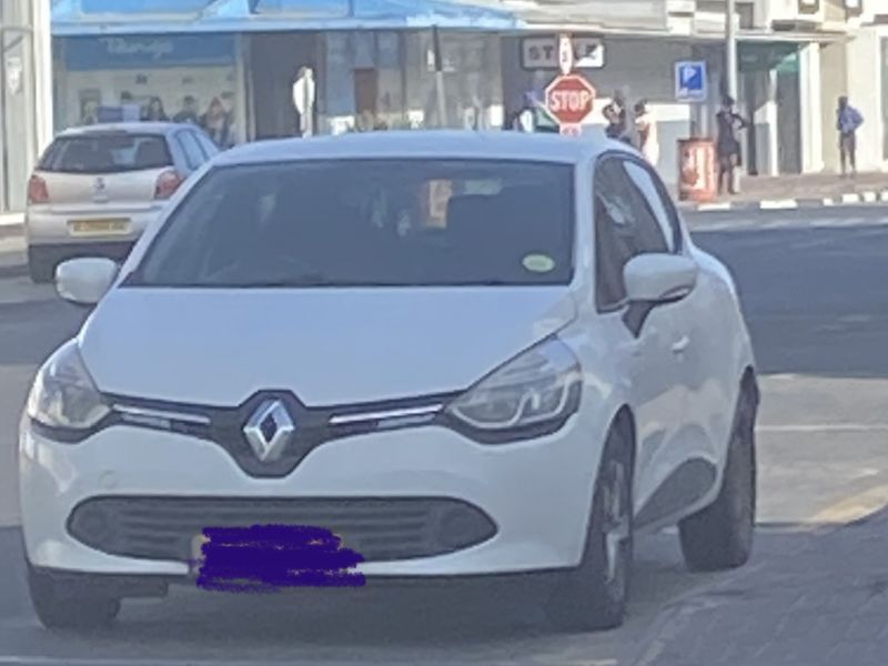 Renault Clio IV 900t Blaze LTD Edition 5-Door (66 KW) in Namibia