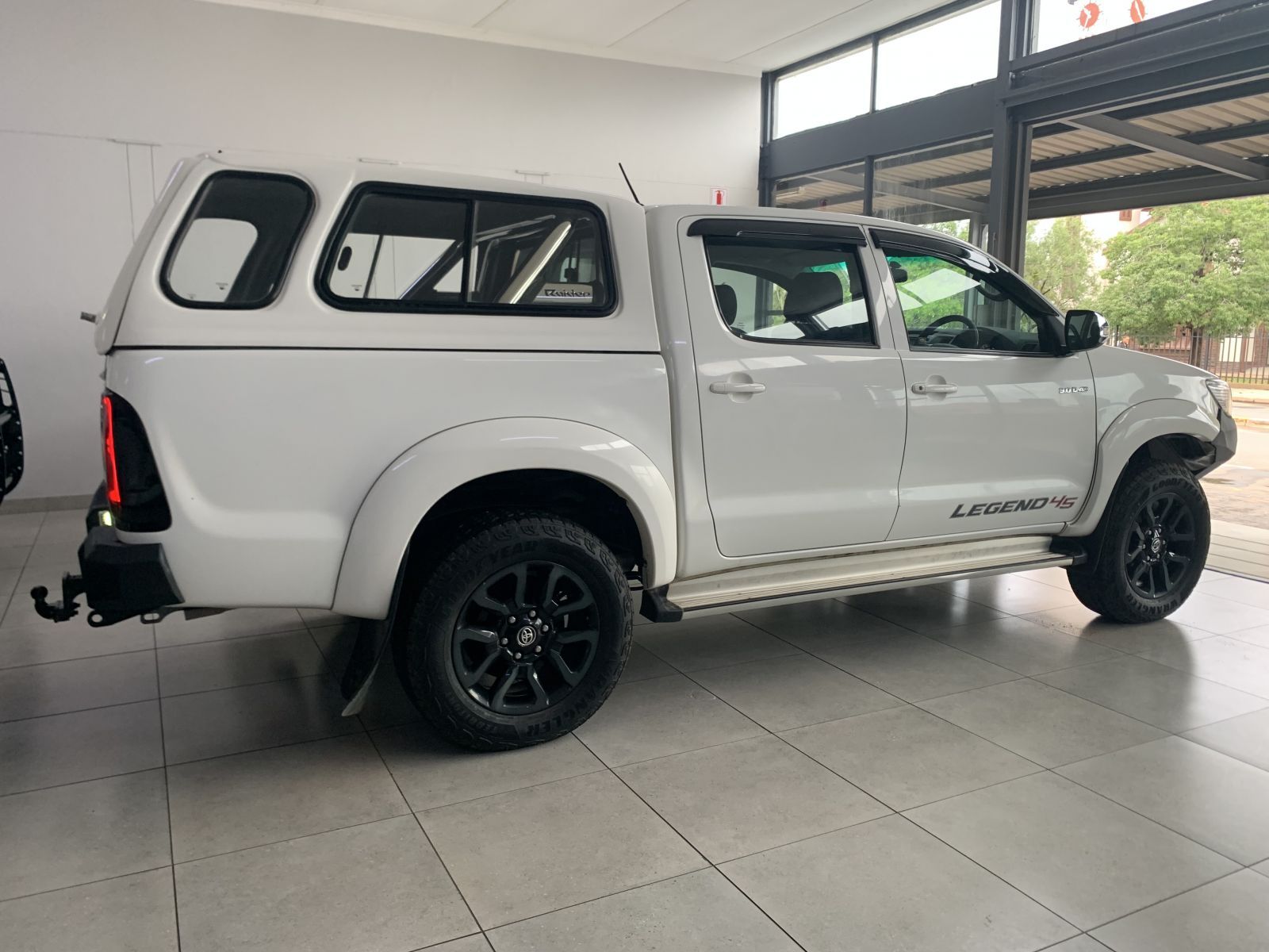 Toyota HILUX LEGEND 45 D/CAB 4X4 A/T in Namibia