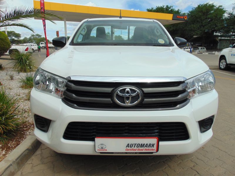 Toyota HILUX SC 2.4 GD-6 RB SRX in Namibia