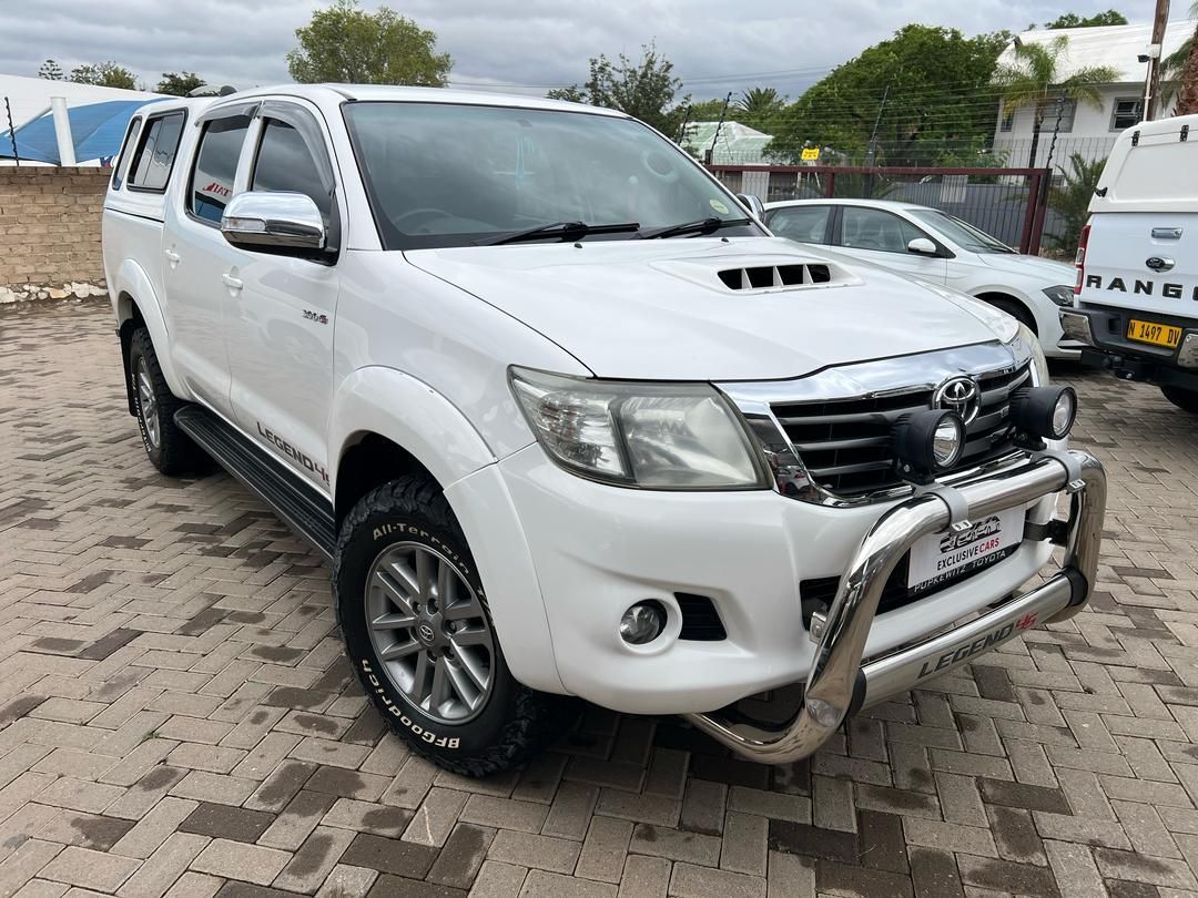 Toyota Hilux 3.0D-4D LEGEND 45 R/B A/T in Namibia