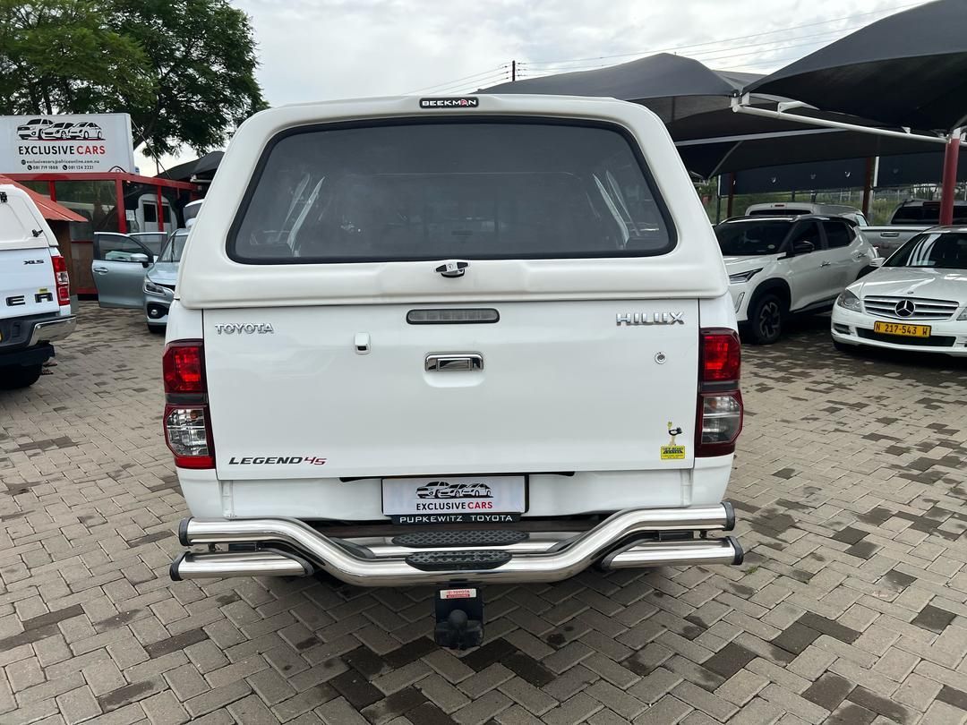 Toyota Hilux 3.0D-4D LEGEND 45 R/B A/T in Namibia