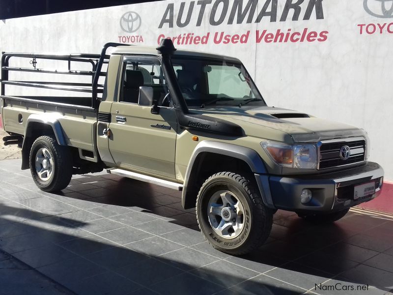 Toyota Land Cruiser 4.5 Single Cab in Namibia