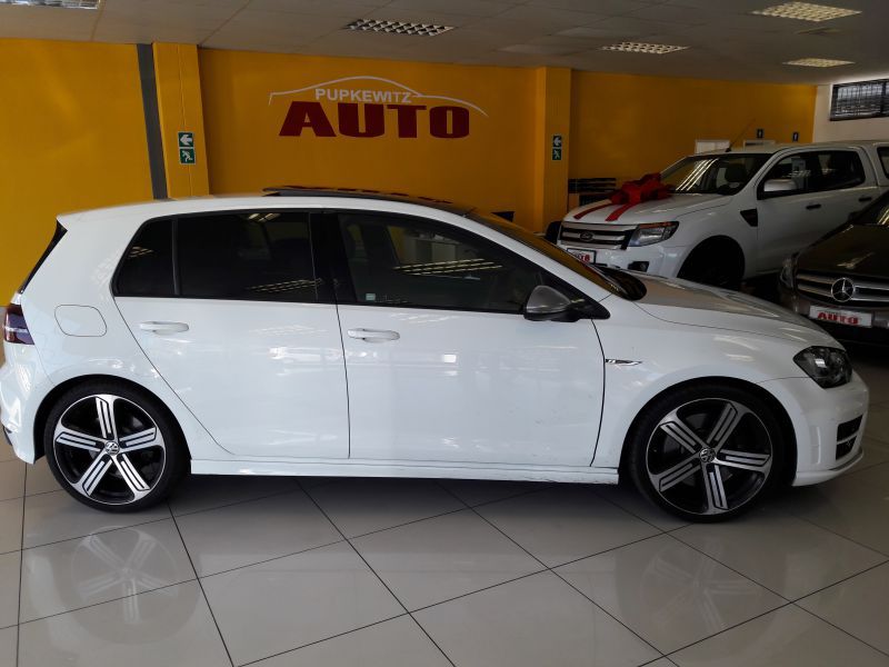 Volkswagen Golf 7 R 2.0 DSG in Namibia