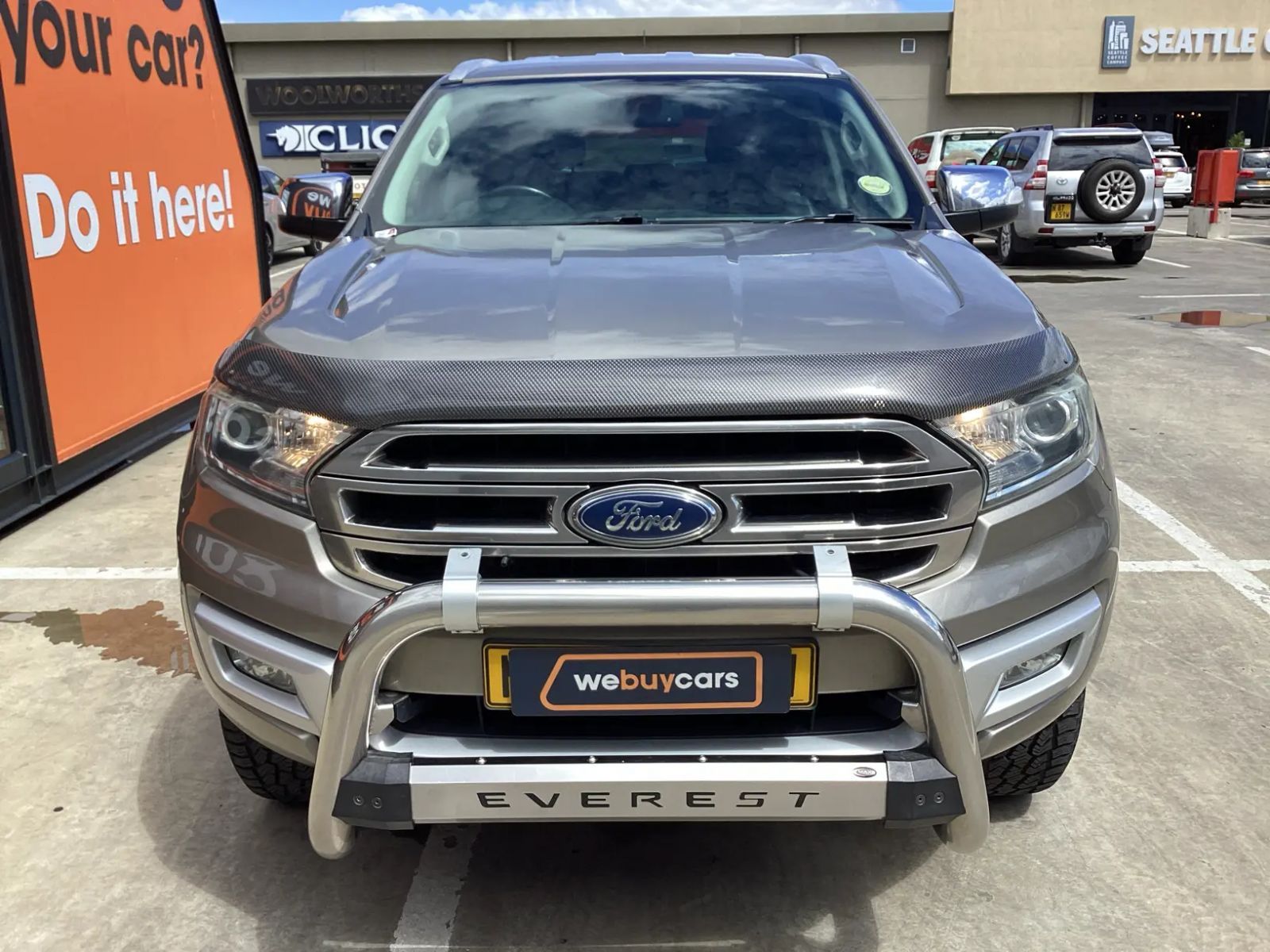 Ford Everest 3.2 TDCi XLT Auto in Namibia