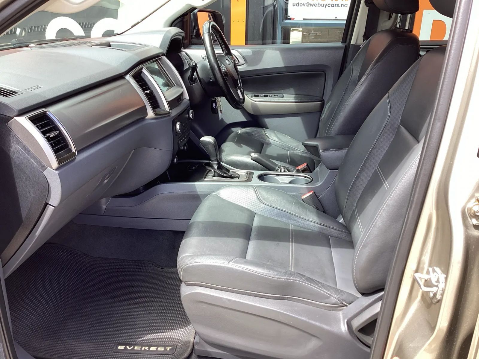 Ford Everest 3.2 TDCi XLT Auto in Namibia