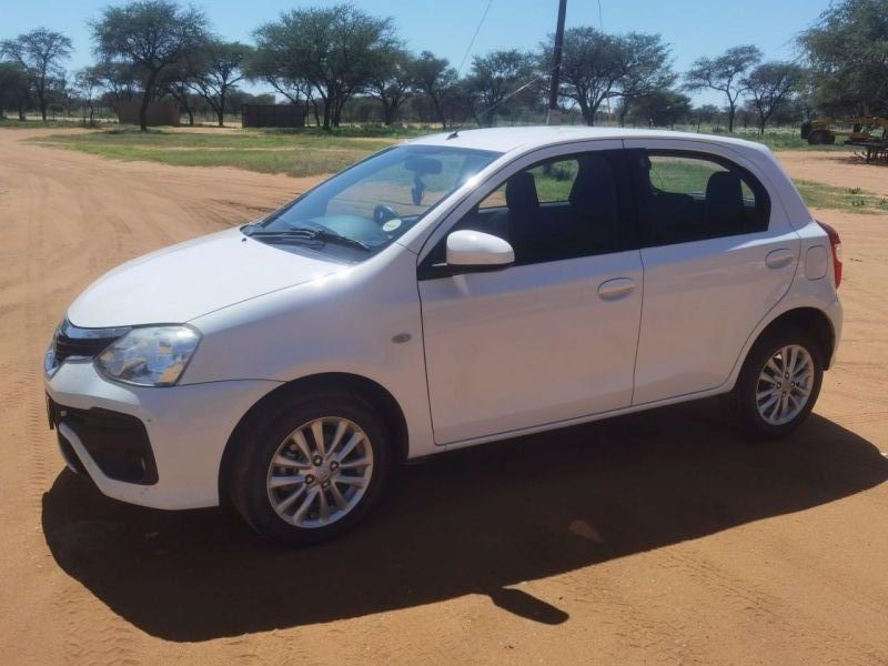 Toyota Etios Sprint 1.5l in Namibia