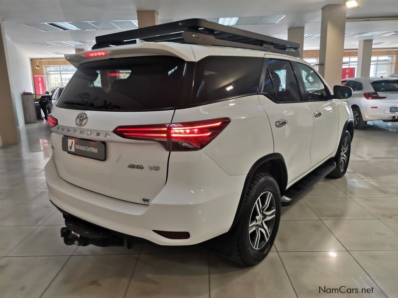 Toyota Fortuner 4.0 V6 4x4 A/t in Namibia