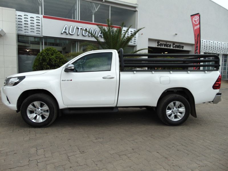 Toyota HILUX SC 2.8GD-6 RAIDER P/U in Namibia