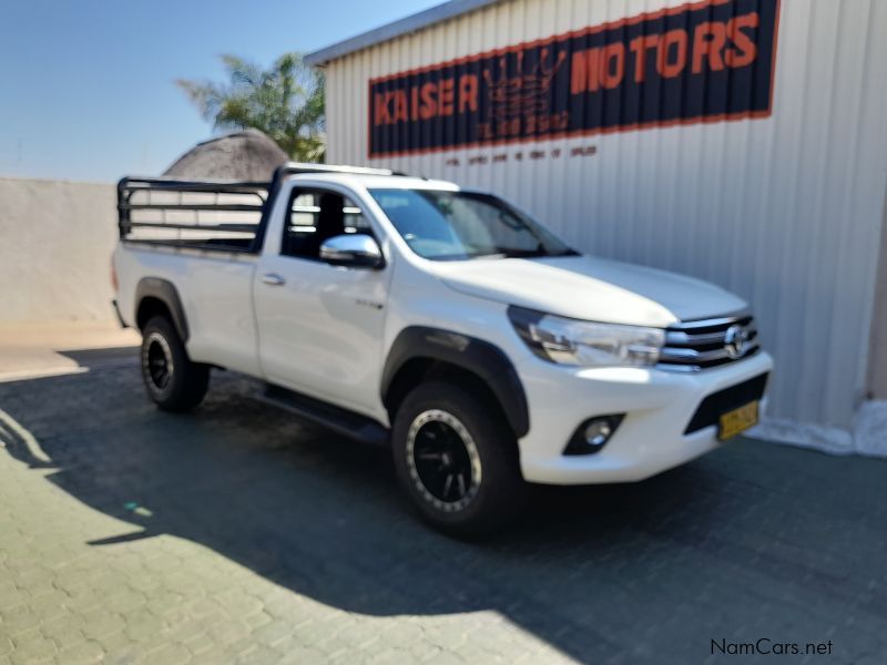 Toyota Hilux 2.8GD6 Raider S/C 2x4 in Namibia