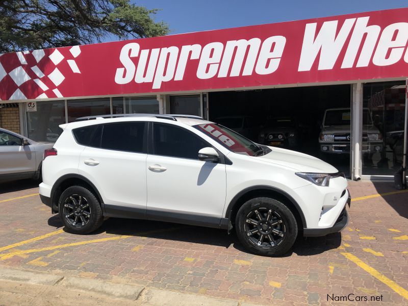 Toyota Rav4 2.0 GX Auto in Namibia