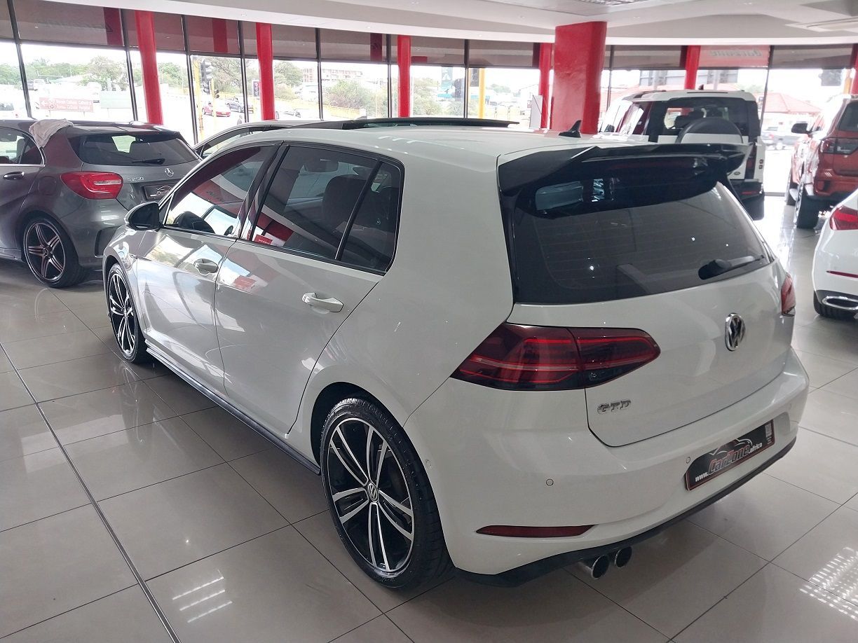 Volkswagen Golf VII GTD 2.0 Tdi DSG in Namibia