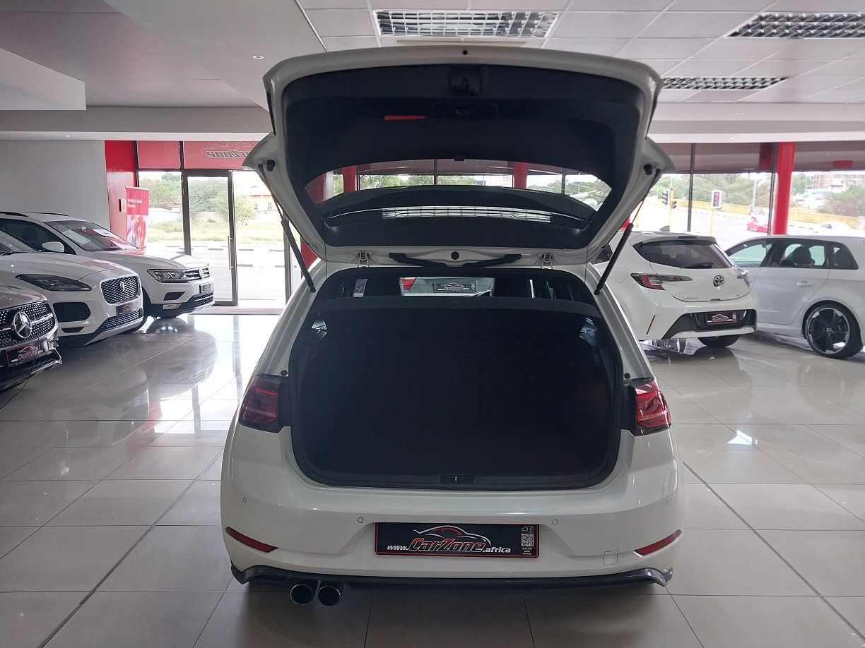 Volkswagen Golf VII GTD 2.0 Tdi DSG in Namibia