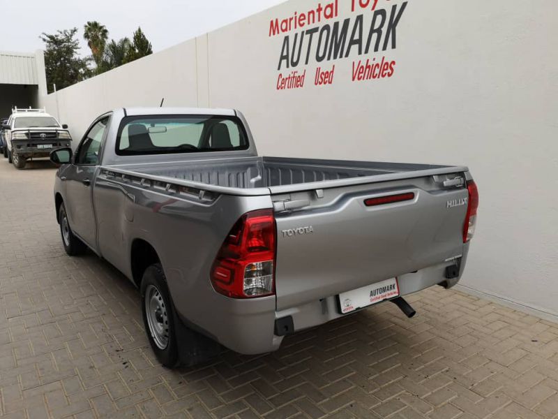 Toyota Hilux SC 2.4GD 5MT A/C in Namibia