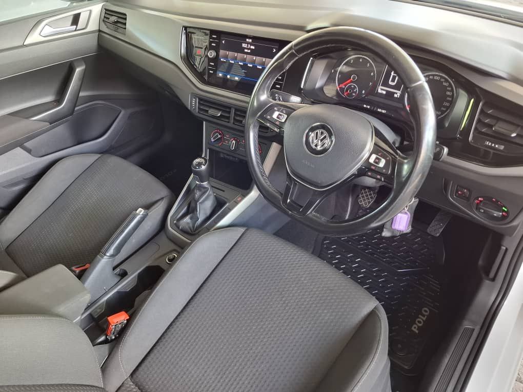 Volkswagen POLO 1.0 TSI COMFORTLINE R-LINE PACKAGE MAN in Namibia