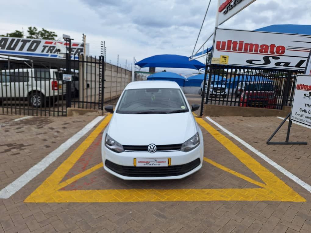 Volkswagen Polo Vivo 1.4 Trendline 5DR DEAL ASSISTANS in Namibia