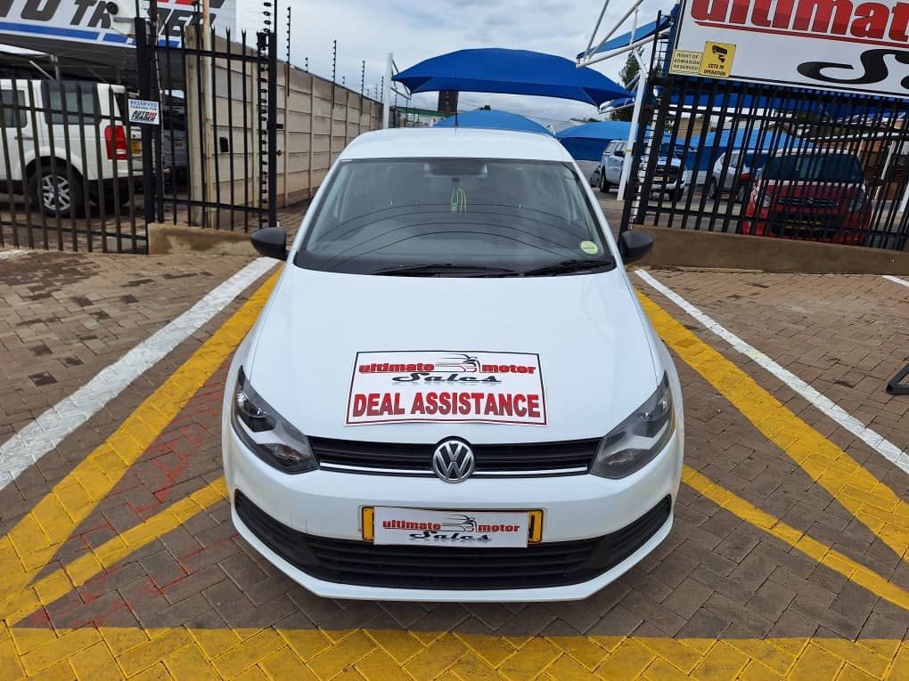 Volkswagen Polo Vivo 1.4 Trendline 5DR DEAL ASSISTANS in Namibia