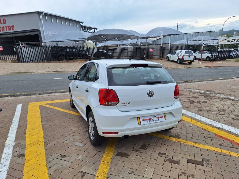 Volkswagen Polo Vivo 1.4 Trendline 5DR DEAL ASSISTANS in Namibia