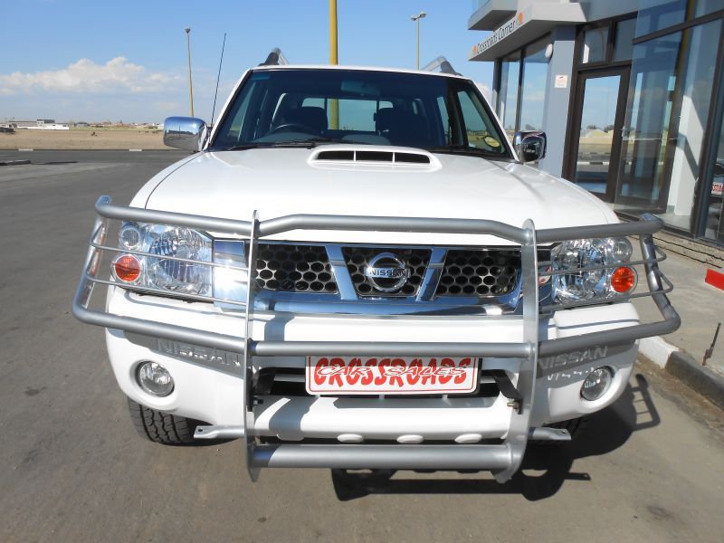 Nissan NISSAN  NP300 2.5 D/C 4X2 in Namibia