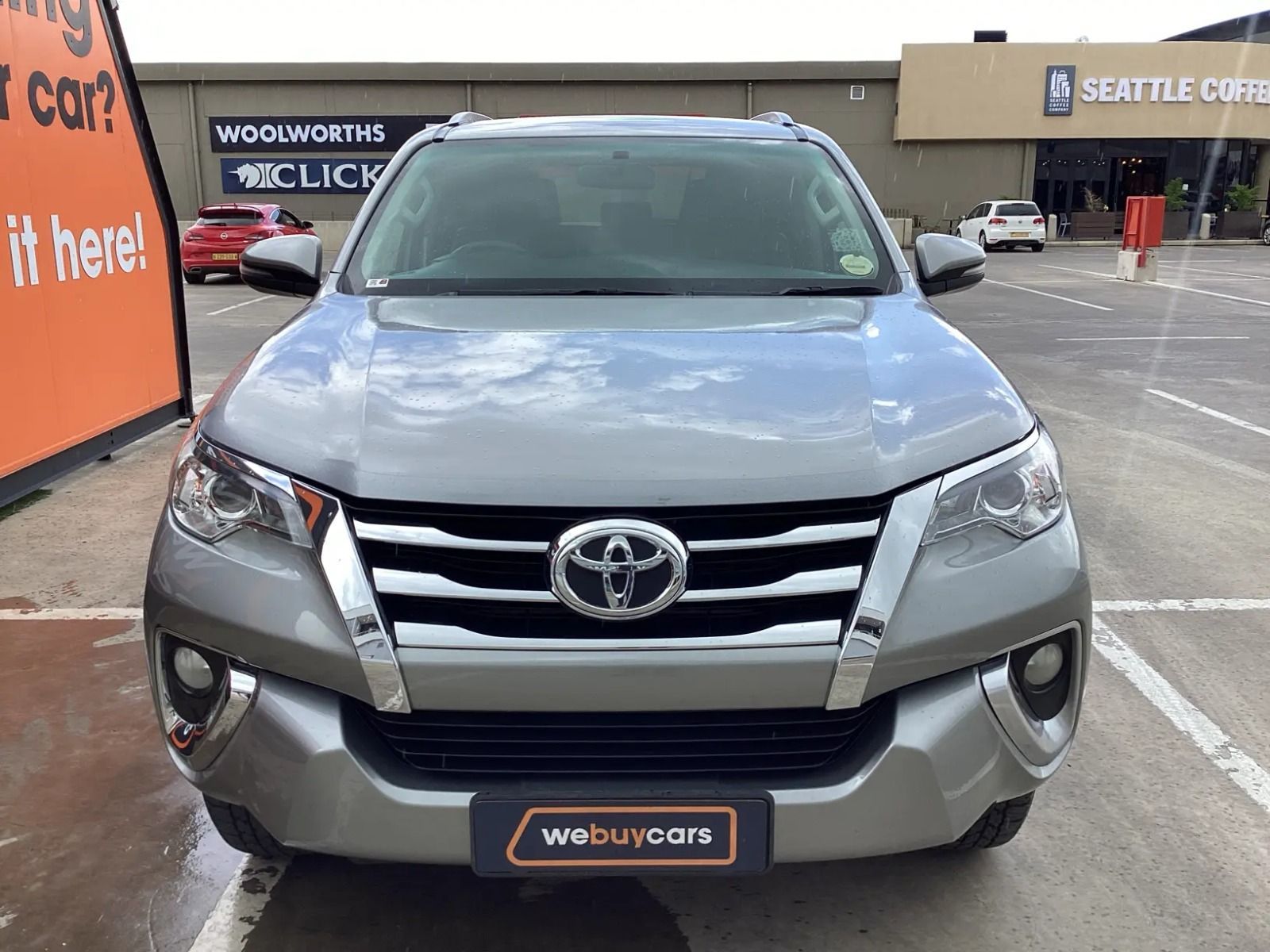 Toyota Fortuner 2.4gd-6 R/B Auto in Namibia