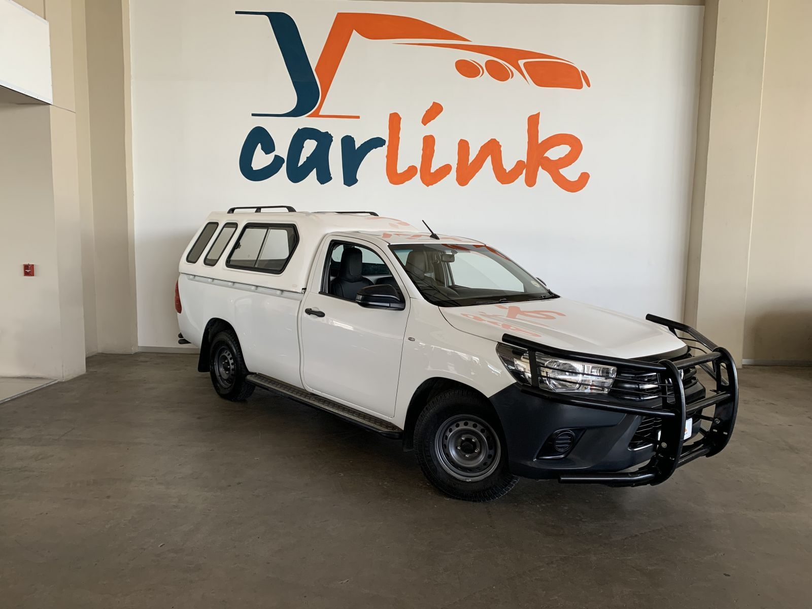 Toyota Hilux 2.0 VVTI A/C S/C LWB in Namibia