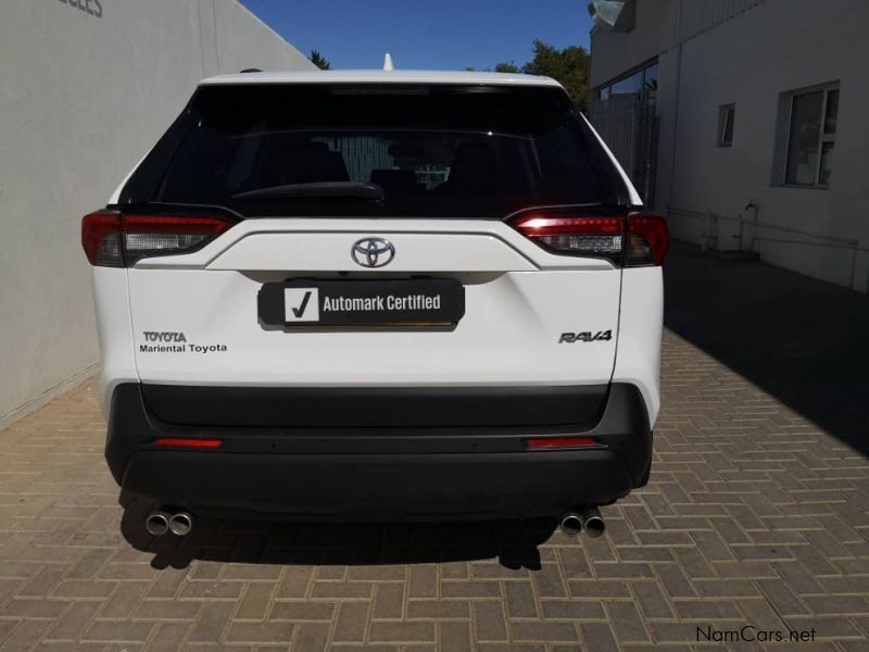 Toyota RAV4 2.0 GX CVT in Namibia