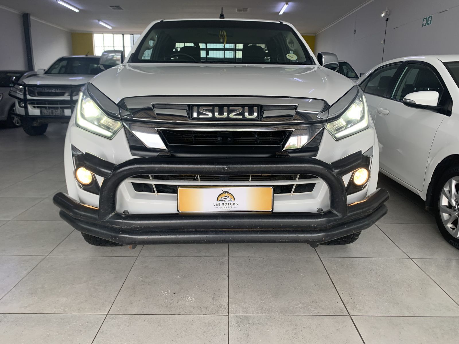 Isuzu D MAX EX/CAB 4X4 M/T 3.0 in Namibia