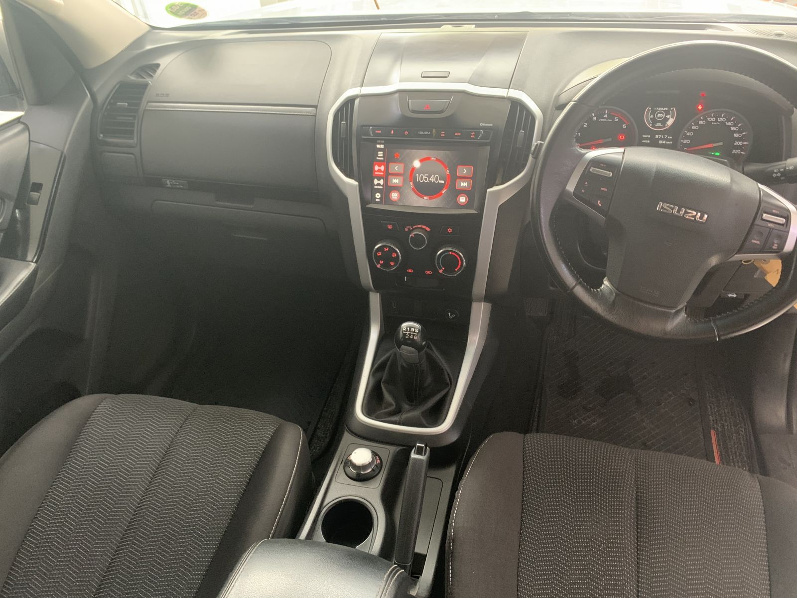 Isuzu D MAX EX/CAB 4X4 M/T 3.0 in Namibia