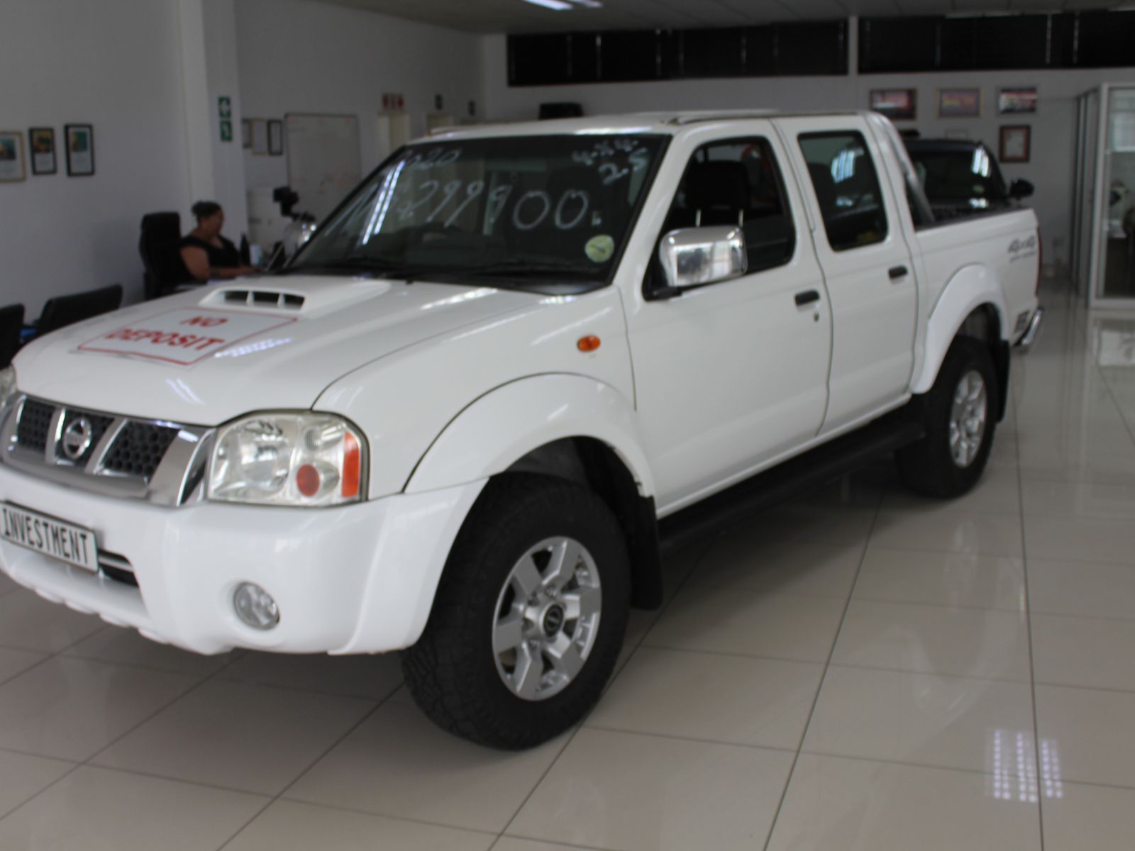 Nissan NP300 2.5 TDI D cab 4x4 in Namibia