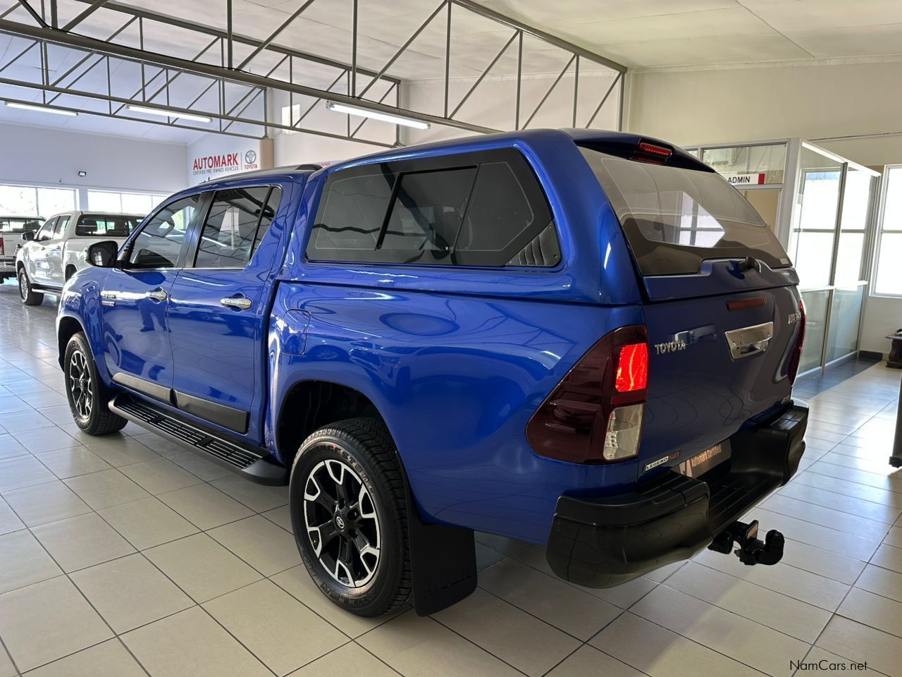 Toyota HILUX 2.8 legend 50 4x4 AT in Namibia