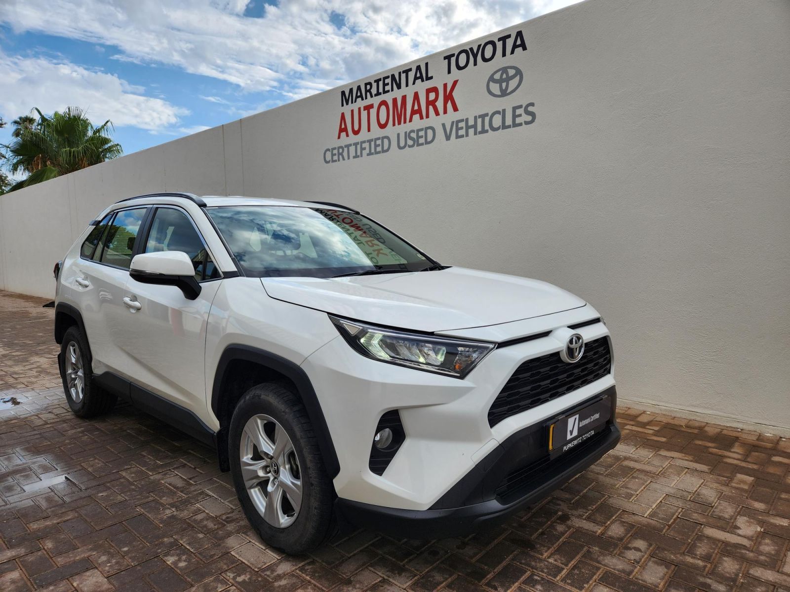 Toyota RAV4 2.0 GX MT in Namibia