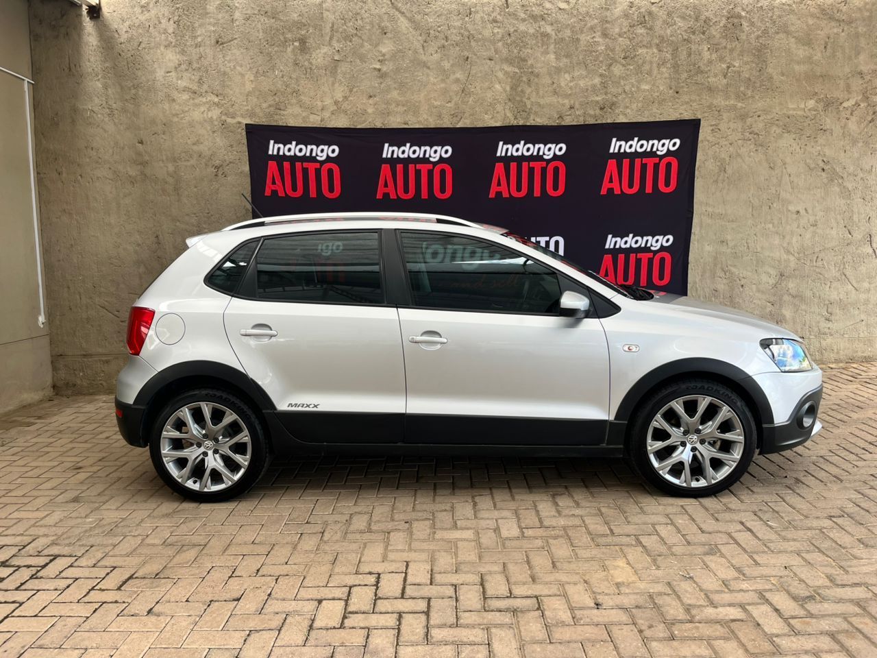 Volkswagen Polo Vivo 1.6 Maxx in Namibia