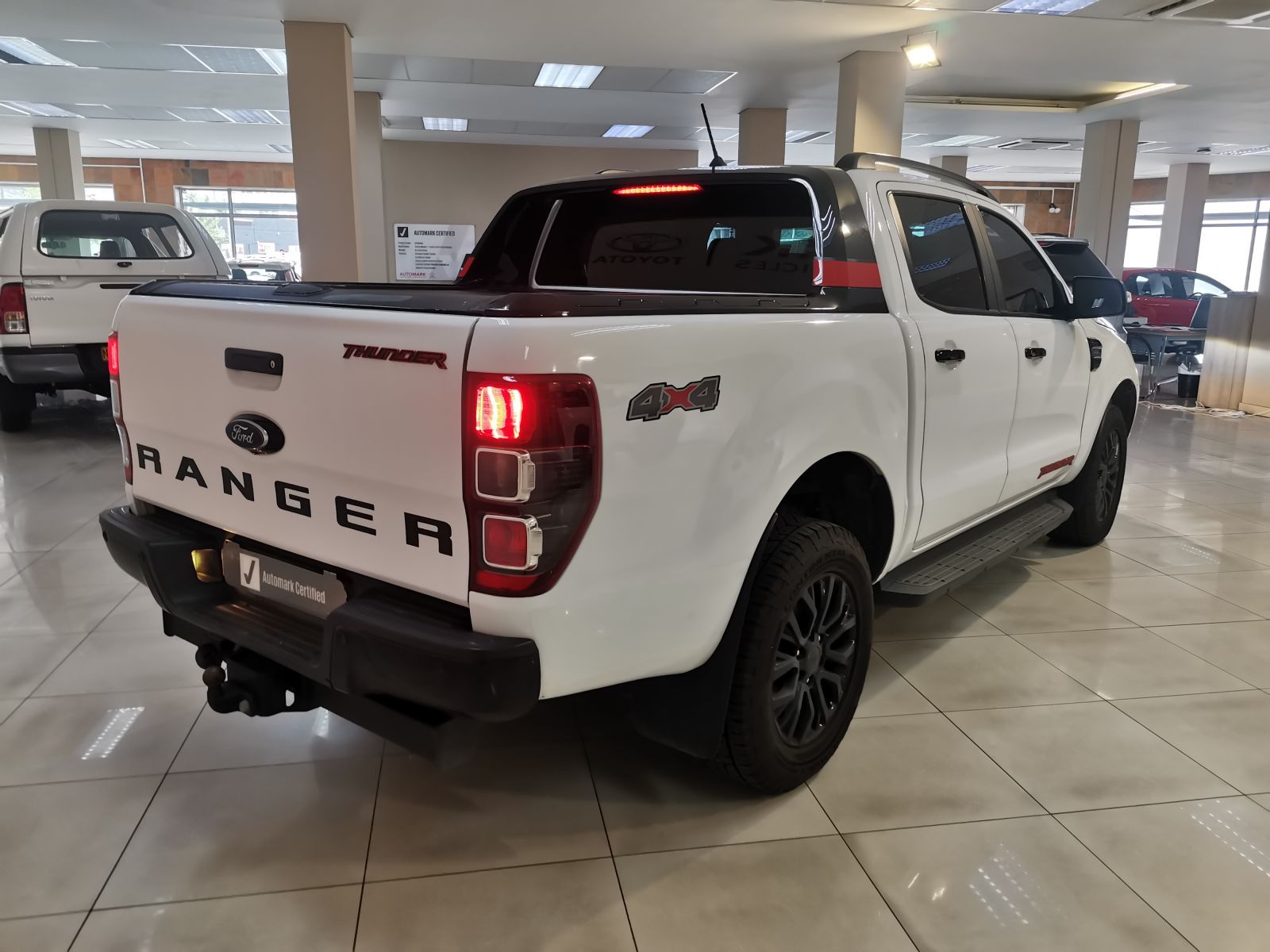 Ford Ranger 2.0d Bi-turbo Thunder 4x4 A/t P/u D/c in Namibia