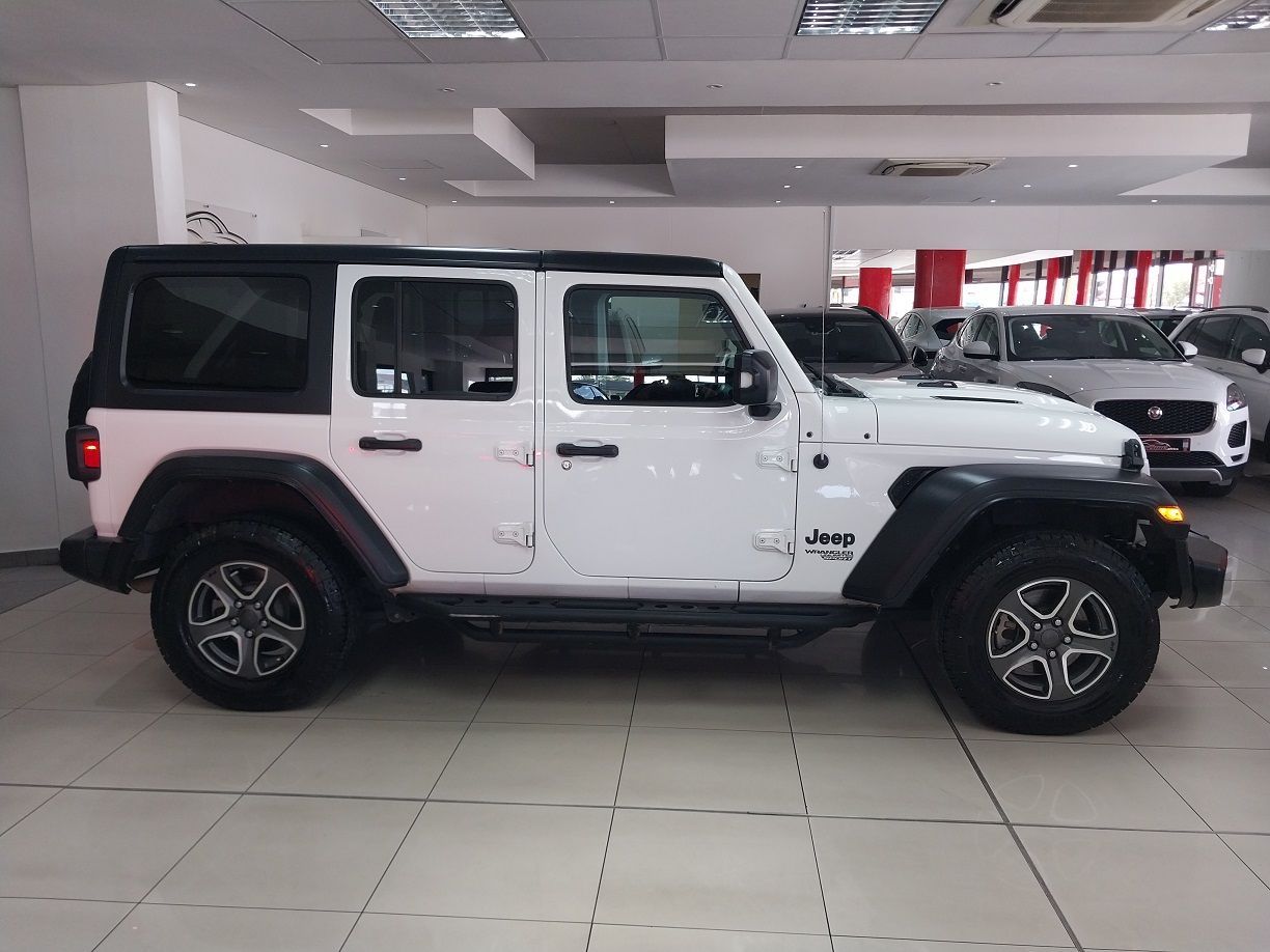 Jeep Jeep Wrangler 3.6 Sport AT in Namibia