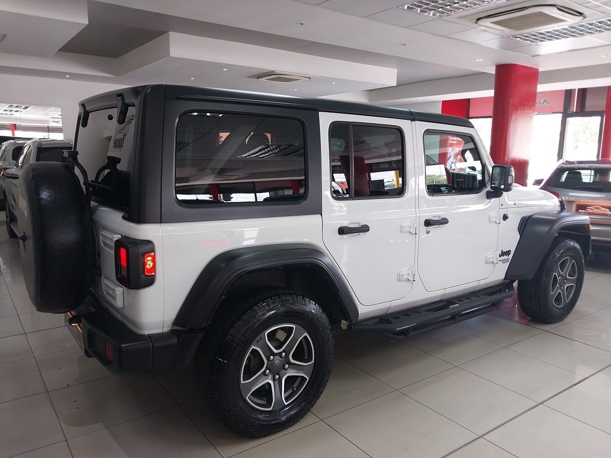 Jeep Jeep Wrangler 3.6 Sport AT in Namibia