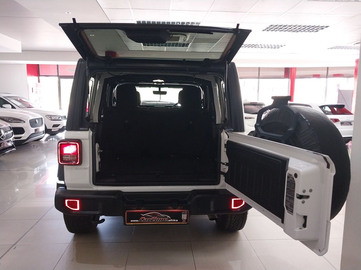 Jeep Jeep Wrangler 3.6 Sport AT in Namibia