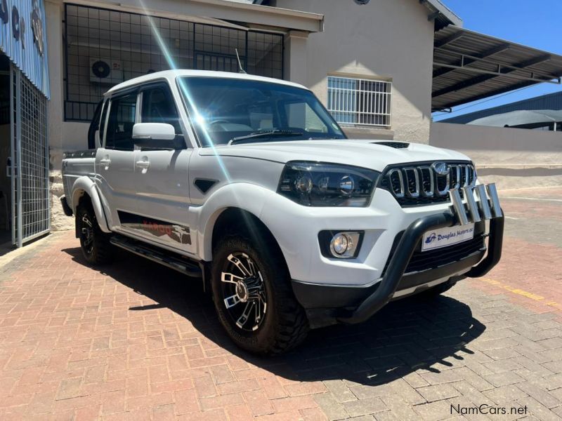 Mahindra S10 Karoo 2.2 M-Hawk in Namibia