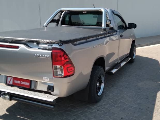 Toyota 2.0 TOYOTA HILUX SC VVTi AC 5MT in Namibia