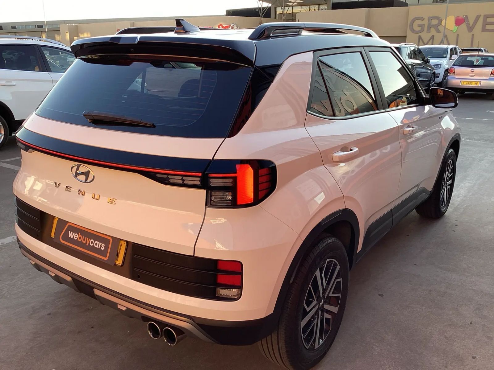 Hyundai Venue 1.0 Tgdi N-Line DCT in Namibia