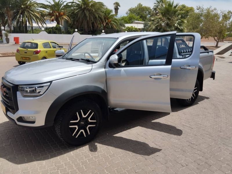 JAC T8 4X4 D/CAB in Namibia