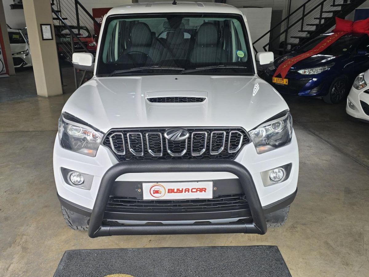 Mahindra Mahindra Mhawk S10 4x4 M/T P/U D/C 2.2 in Namibia