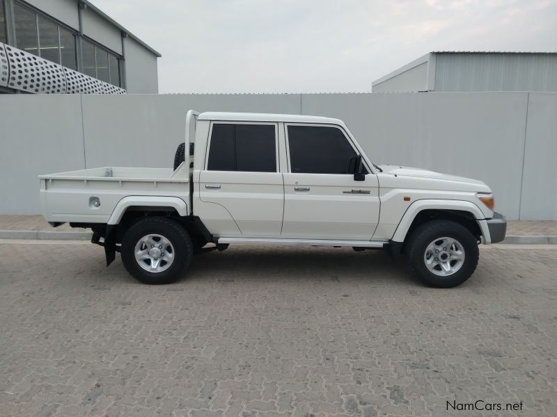 Used Toyota 4.0 V6 TOYOTA LAND CRUISER P/UP D/CAB | 2022 4.0 V6 TOYOTA ...