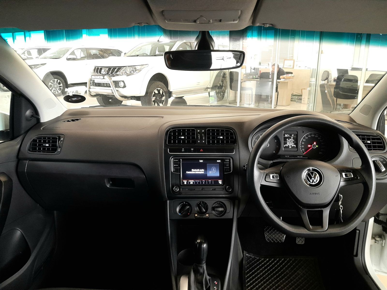 Volkswagen Polo Vivo 1.6 Comfortline Tiptronic in Namibia