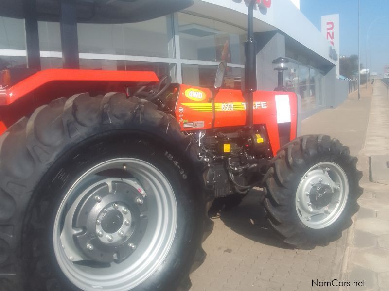 Tafe 8502 4WD HS OIB in Namibia