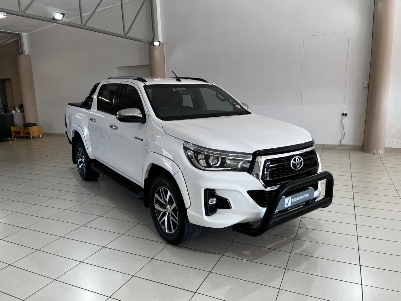 2019 Toyota Hilux photo 1