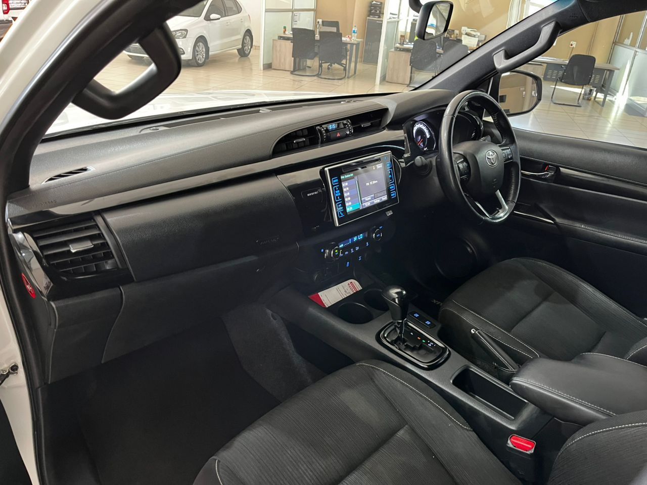 2019 Toyota Hilux photo 5