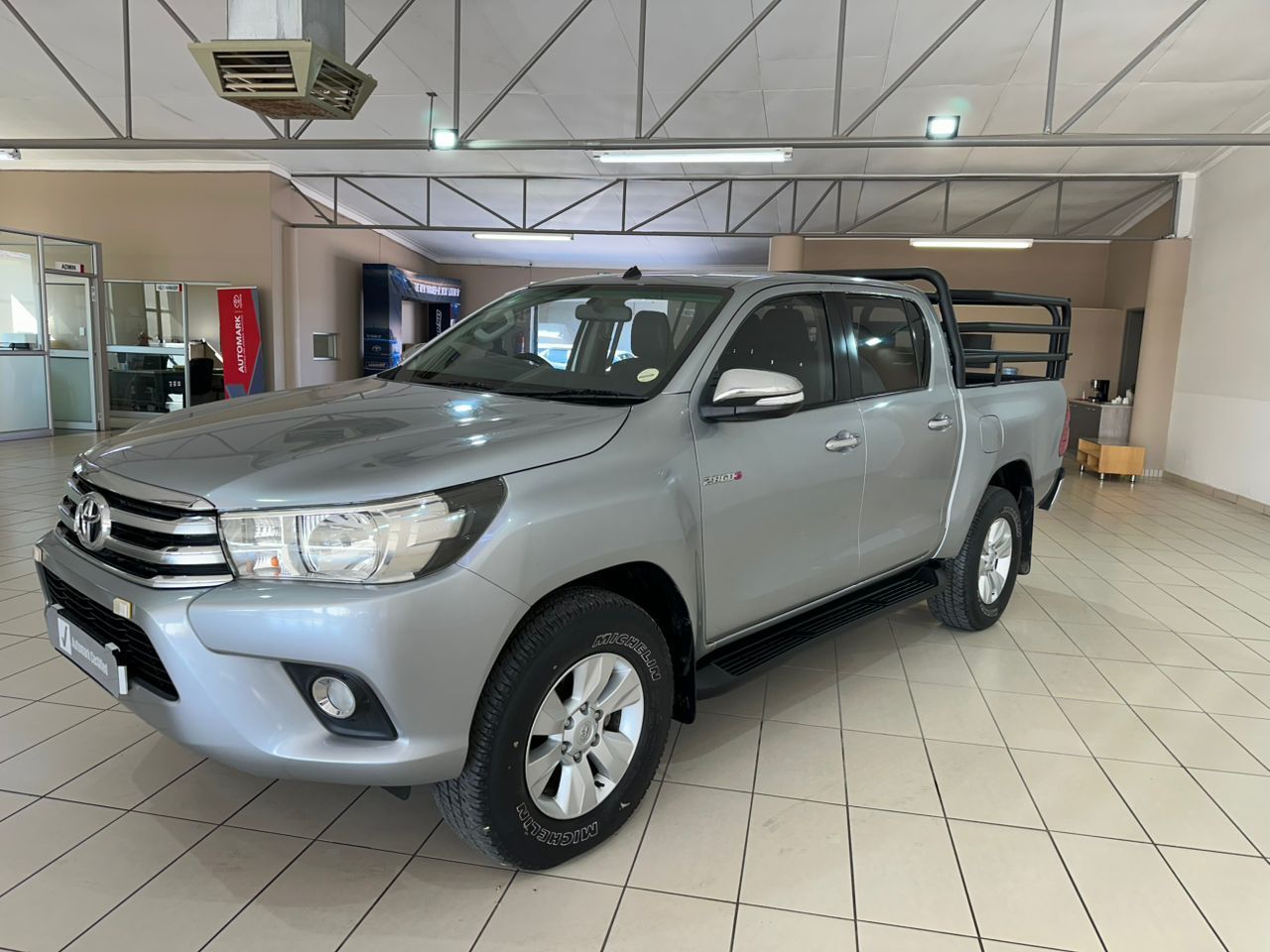 2017 Toyota Hilux photo 4